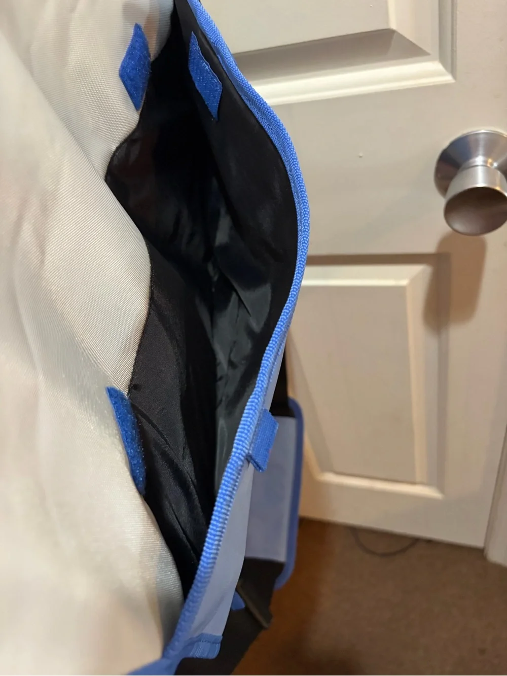 NWT GAP Light Blue and Gray Padded Messenger Bag